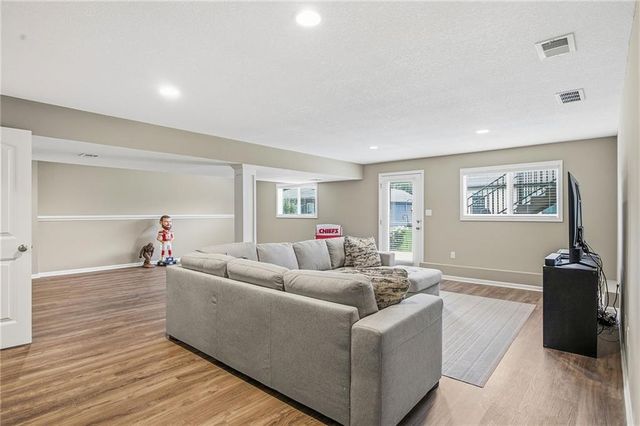 1819 N Keenan Street, Independence, MO 64058