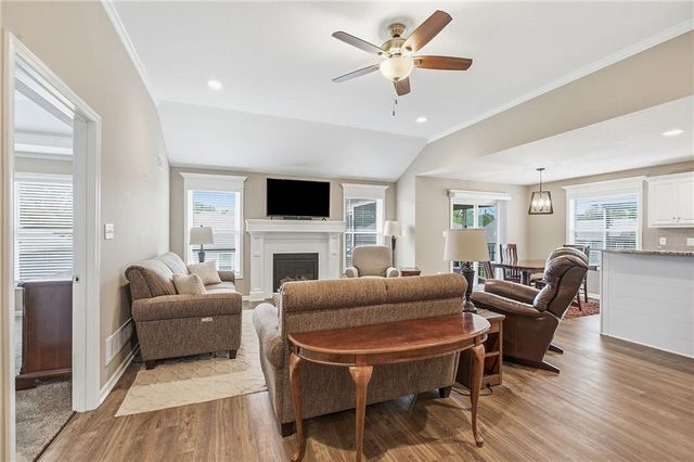 1819 N Keenan Street, Independence, MO 64058