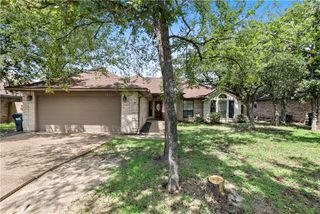 2813 Pueblo Court N, College Station, TX 77845