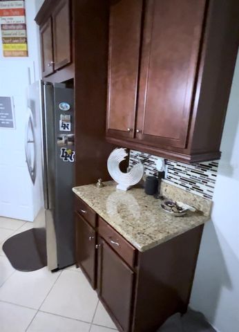 8118 PLATTS AVENUE, Orlando, FL 32832