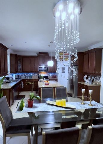 8118 PLATTS AVENUE, Orlando, FL 32832