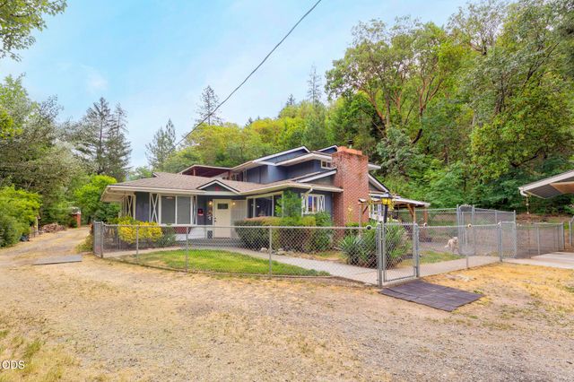 161 Soldier Creek, Grants Pass, OR 97526
