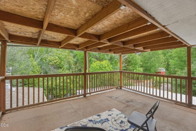 161 Soldier Creek, Grants Pass, OR 97526