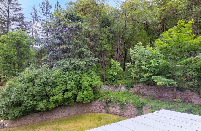 161 Soldier Creek, Grants Pass, OR 97526