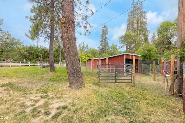 161 Soldier Creek, Grants Pass, OR 97526