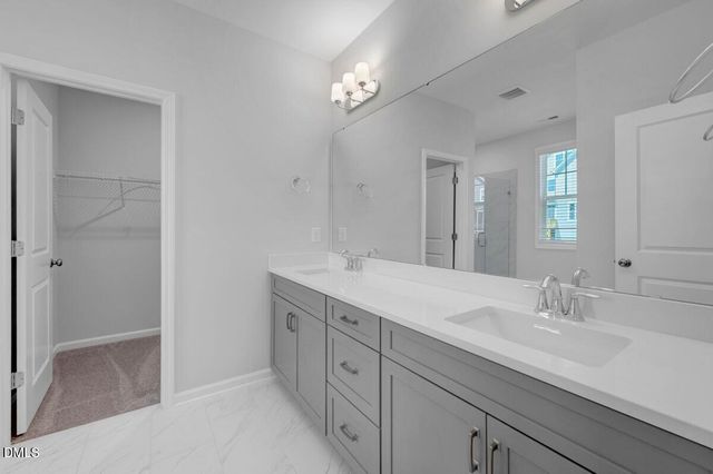 3118 Cathedral Comb Drive 246, Apex, NC 27502