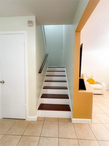 6551 S Briar Bayou Drive, Houston, TX 77072