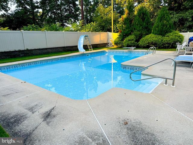 73 COLONIAL TERR, Bridgeton, NJ 08302