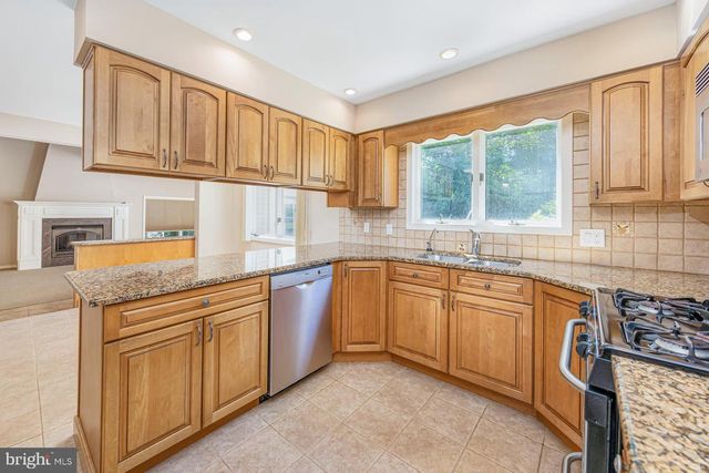 73 COLONIAL TERR, Bridgeton, NJ 08302