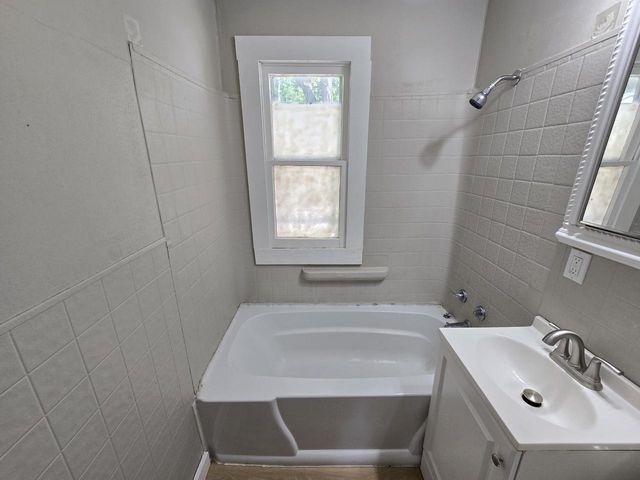 4608 N 45th STREET, Milwaukee, WI 53218