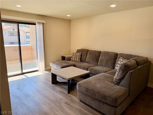 2451 North Rainbow Boulevard 2148, Las Vegas, NV 89108