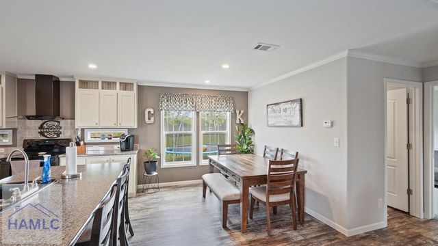 876 Hires Road, Jesup, GA 31545