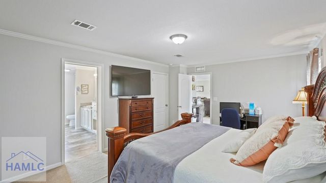 876 Hires Road, Jesup, GA 31545