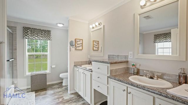 876 Hires Road, Jesup, GA 31545