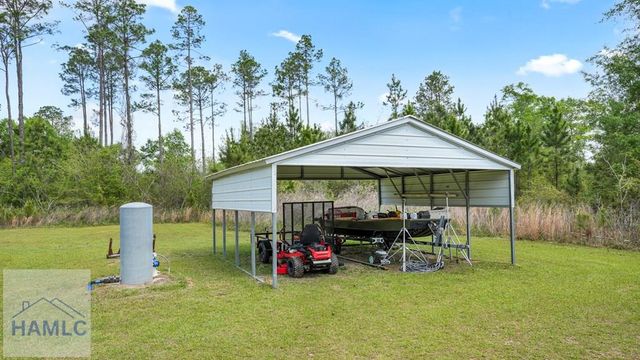 876 Hires Road, Jesup, GA 31545