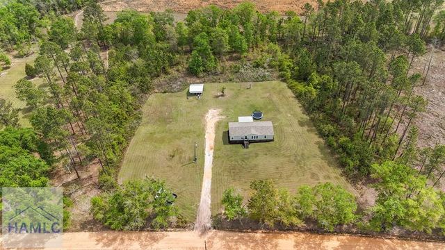 876 Hires Road, Jesup, GA 31545