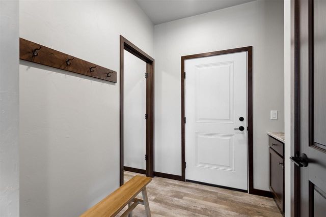 2146 CAROLINE COURT, Neenah, WI 54956