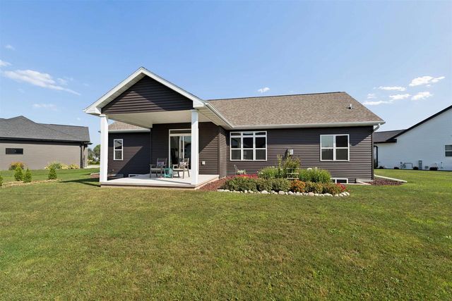 2146 CAROLINE COURT, Neenah, WI 54956