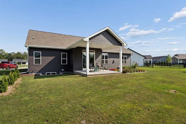 2146 CAROLINE COURT, Neenah, WI 54956