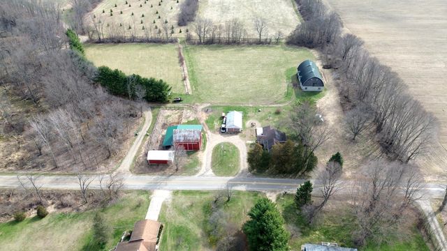 53699 Flatbush Road, Flowerfield Twp, MI 49067