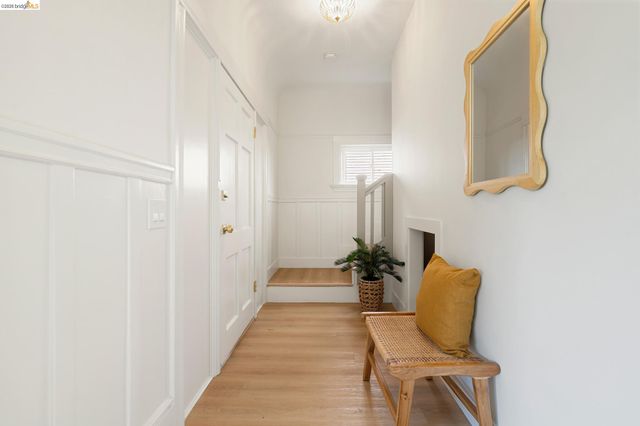 2630 Highland Ave, Oakland, CA 94606