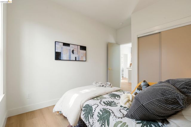 2630 Highland Ave, Oakland, CA 94606