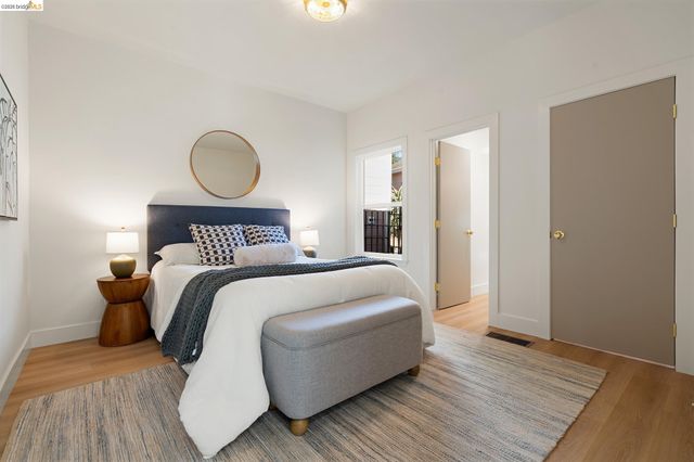 2630 Highland Ave, Oakland, CA 94606