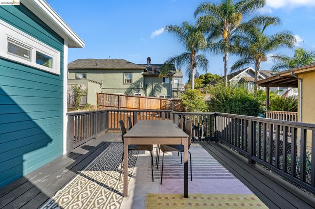2630 Highland Ave, Oakland, CA 94606