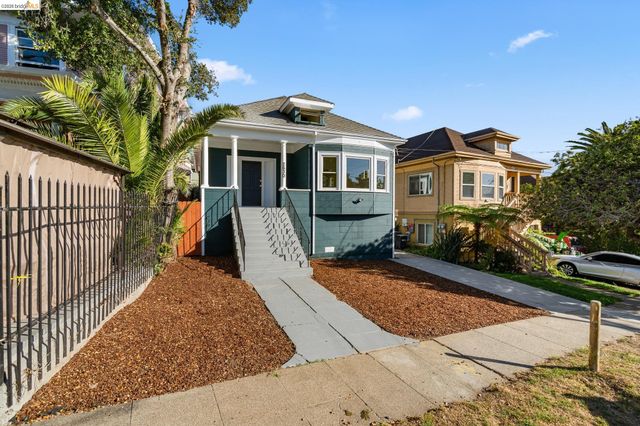 2630 Highland Ave, Oakland, CA 94606