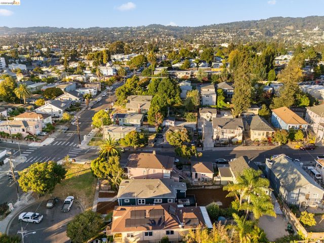 2630 Highland Ave, Oakland, CA 94606