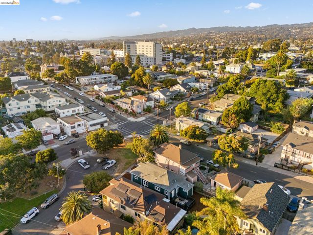 2630 Highland Ave, Oakland, CA 94606