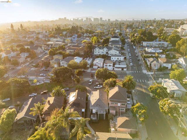 2630 Highland Ave, Oakland, CA 94606