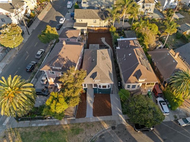 2630 Highland Ave, Oakland, CA 94606