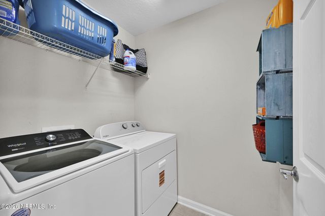 6325 AUTUMN BERRY Circle, Jacksonville, FL 32258