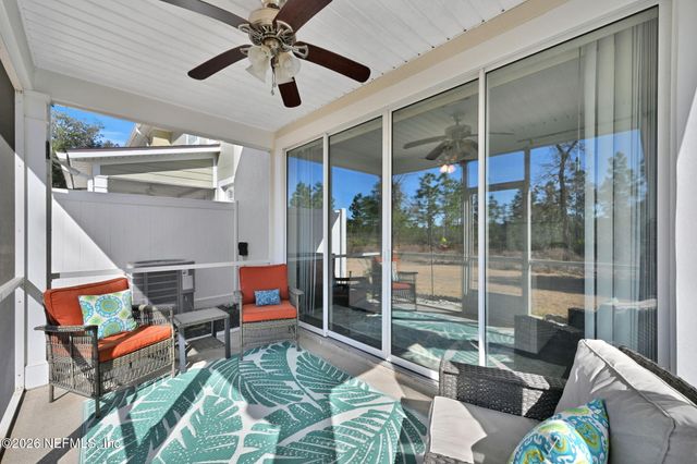 6325 AUTUMN BERRY Circle, Jacksonville, FL 32258