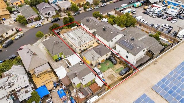 925 E 32nd Street, Los Angeles, CA 90011