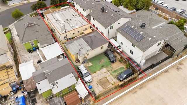 925 E 32nd Street, Los Angeles, CA 90011