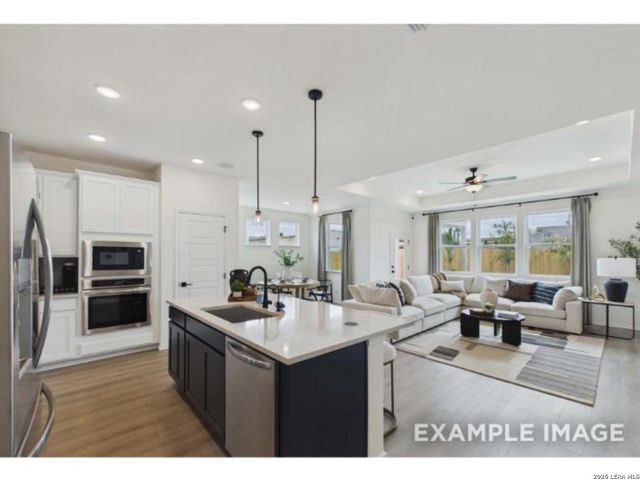 7414 Bloodwood Bay, San Antonio, TX 78227