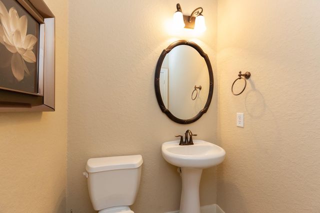 162 W Hullwood Court, Spring, TX 77389