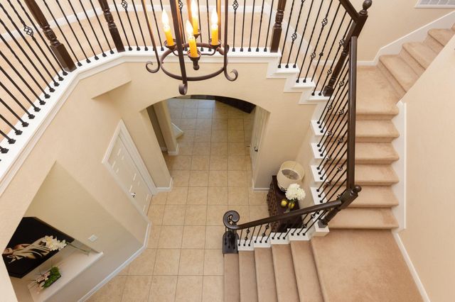 162 W Hullwood Court, Spring, TX 77389