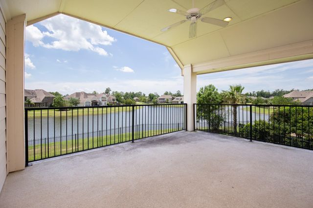 162 W Hullwood Court, Spring, TX 77389