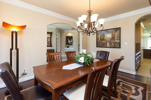 162 W Hullwood Court, Spring, TX 77389