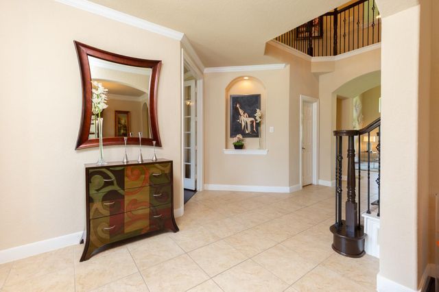 162 W Hullwood Court, Spring, TX 77389