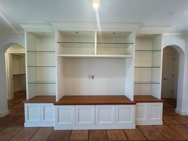 5231 NE 28th Avenue, Fort Lauderdale, FL 33308