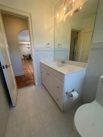 5231 NE 28th Avenue, Fort Lauderdale, FL 33308