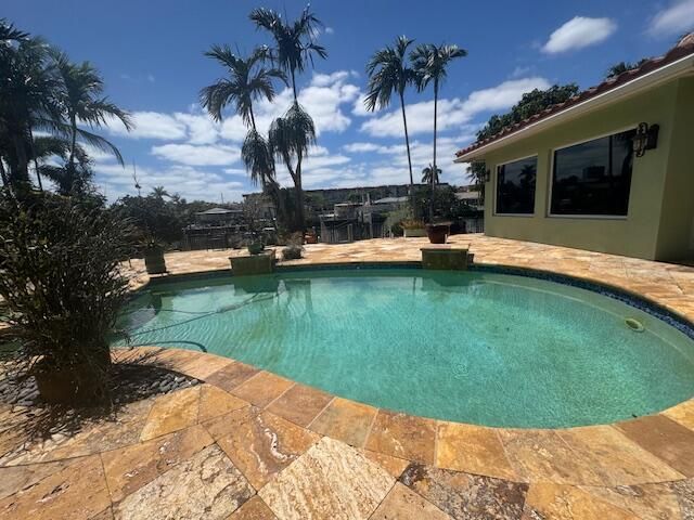 5231 NE 28th Avenue, Fort Lauderdale, FL 33308