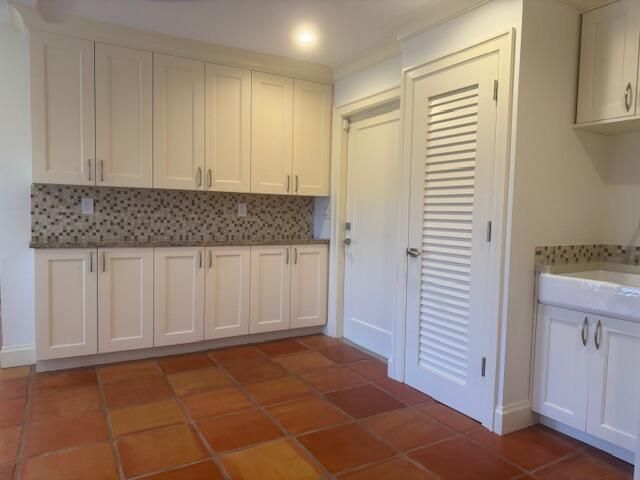 5231 NE 28th Avenue, Fort Lauderdale, FL 33308