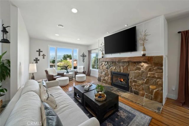 863 Greystone Place, San Luis Obispo, CA 93401