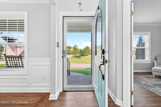 810 Abingdon Cir, Shelbyville, KY 40065