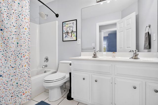 810 Abingdon Cir, Shelbyville, KY 40065